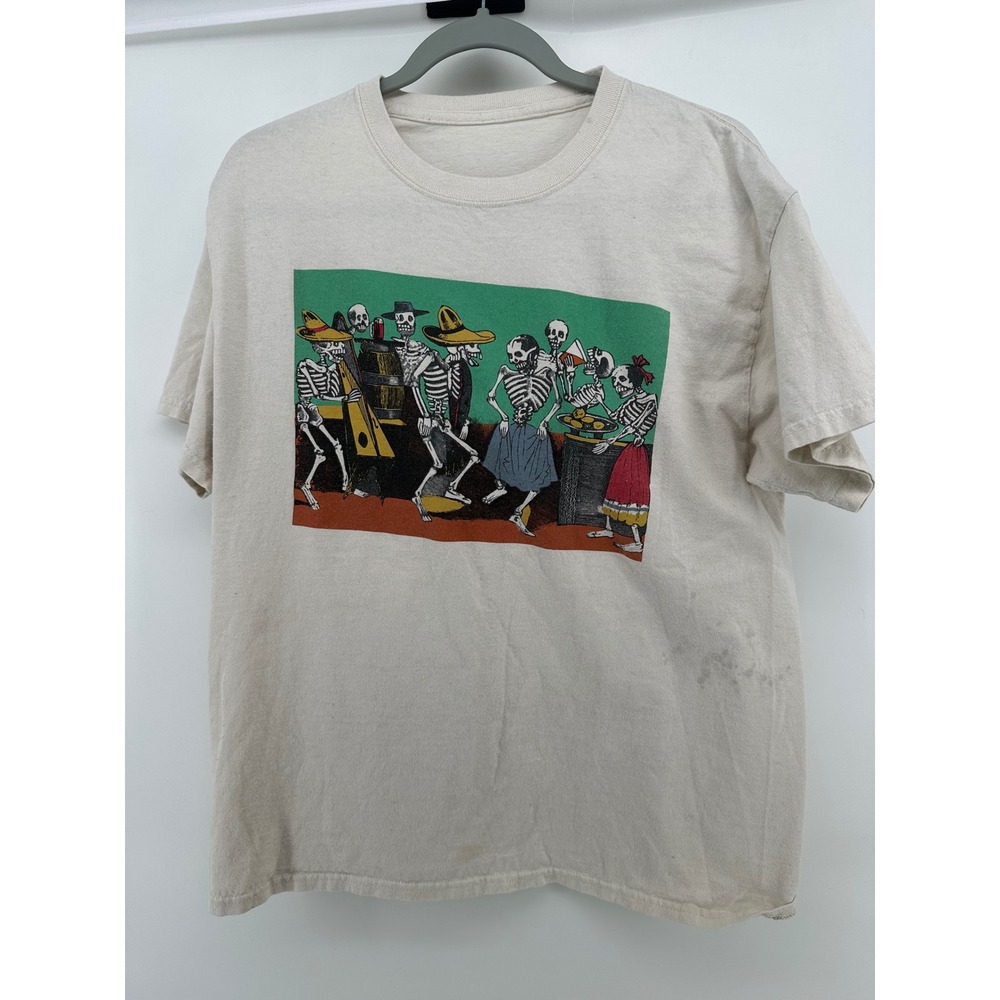 Day of the Dead Skeletons Graphic T-Shirt Beige Short Sleeve Crewneck GRUNGE